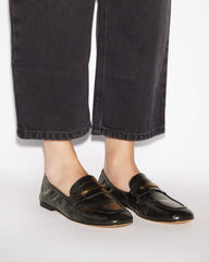 ISERI LOAFERS