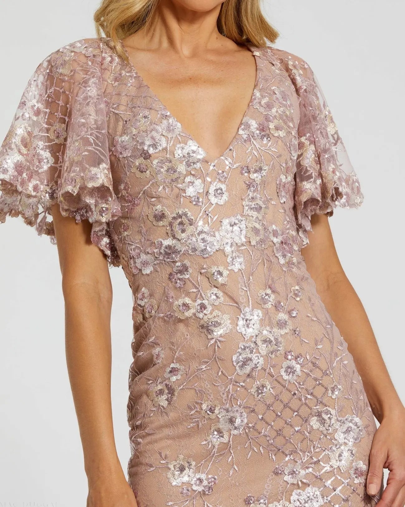 Pink Embellished Lace V Neck Butterfly Sleeve Gown